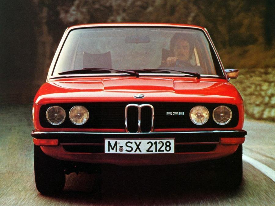  BMW 528 Sedan 1975 года  (фото 7 из 8)